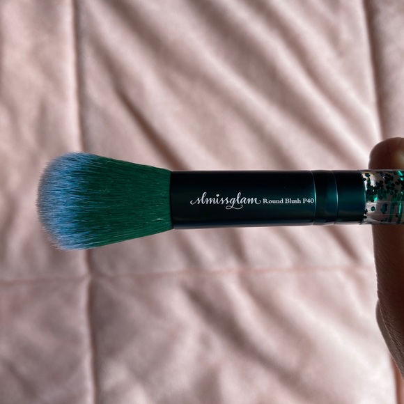 slmissglam p40 round blusher brush